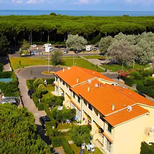 Villetta Dino Apartment Vada